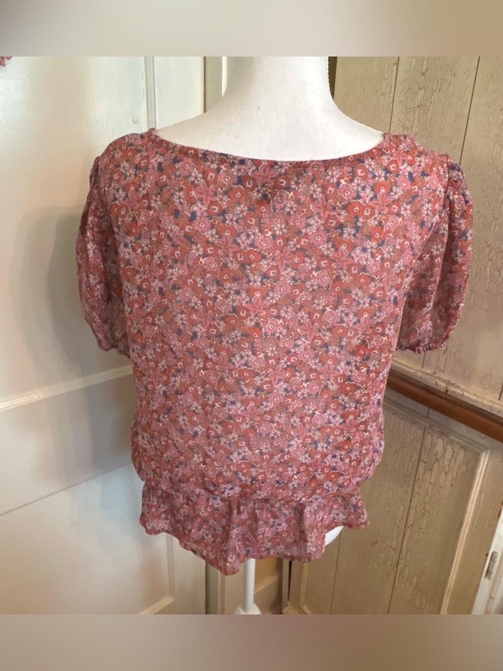 Sanctuary Mauve Floral Tie-Front Top - Picture 5 of 15